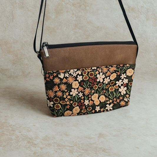 Eyra - Tournesols sur fond vert