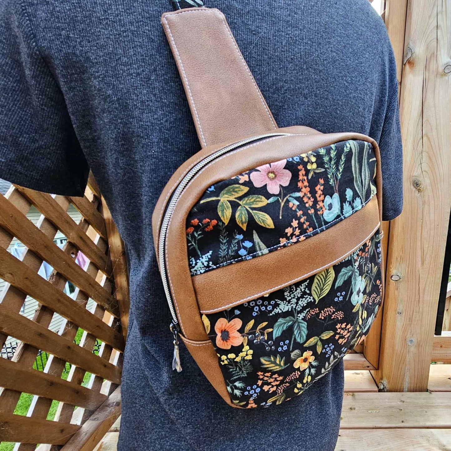 Nouveau modèle PIGRO - Sling bag - Champs de fleurs