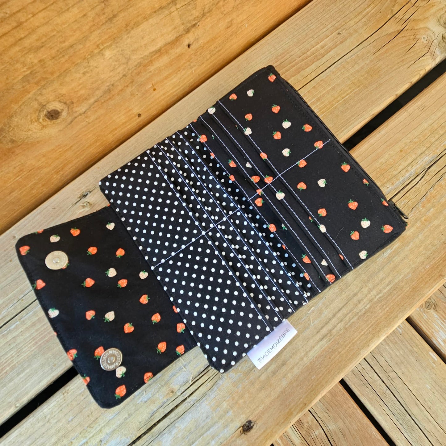 Portefeuille compact - 12 espaces - Fraises