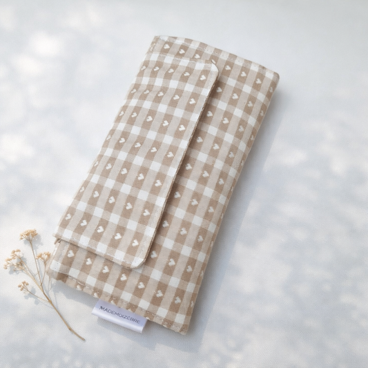 Portefeuille compact - 12 espaces - Coeurs sur beige