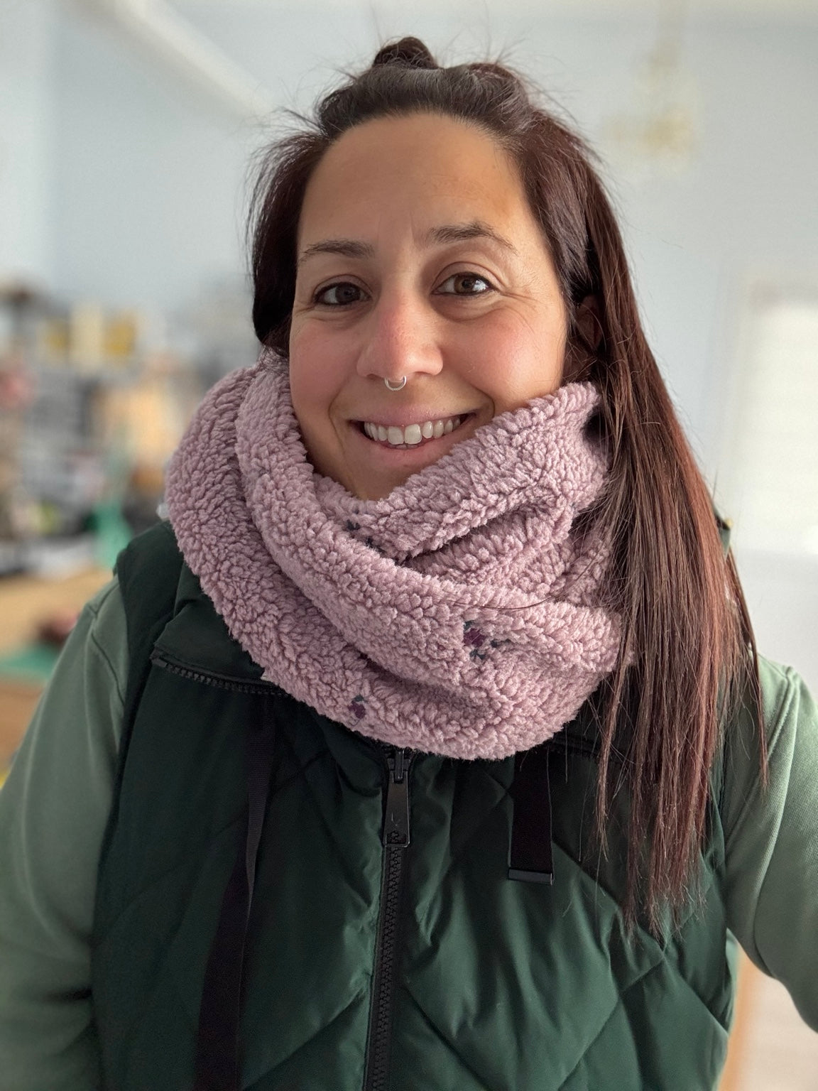 Foulard d'hiver - Tricot avec broderie mini fleurs rose délicat
