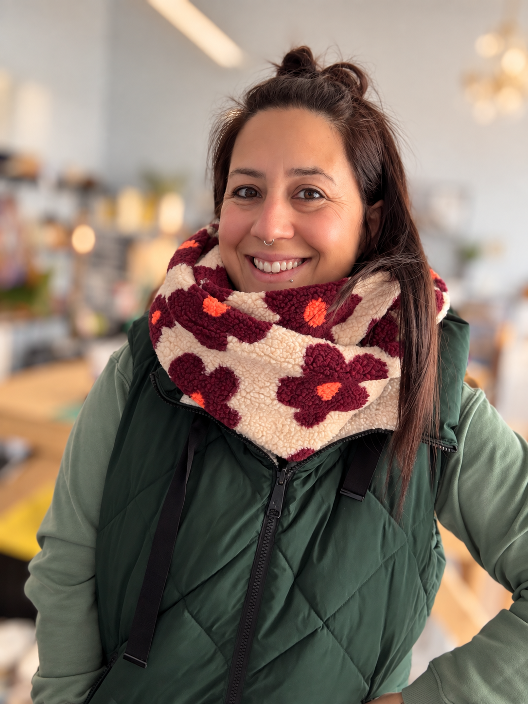 Foulard d'hiver - tricot avec fleurs funky