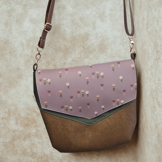 Vaquita - Fleurs sur mauve