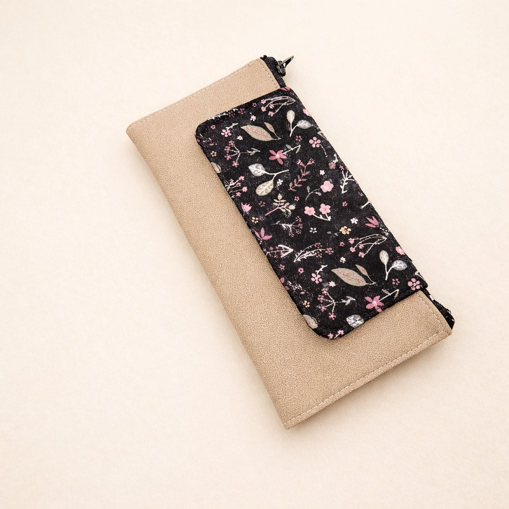 Portefeuille compact - 12 espaces - Fleurs sur marine