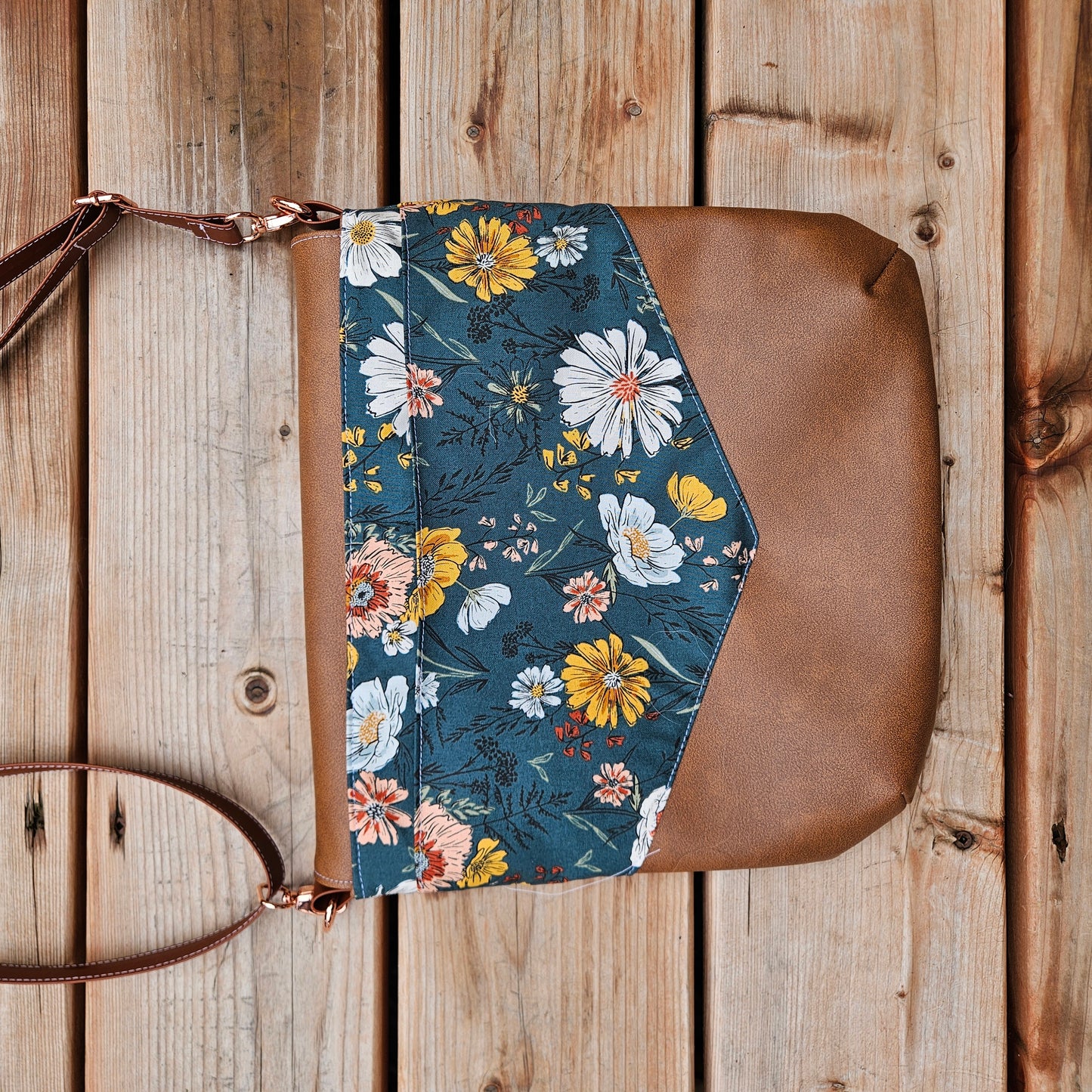 MODÈLE VAQUITA - boho fleuri