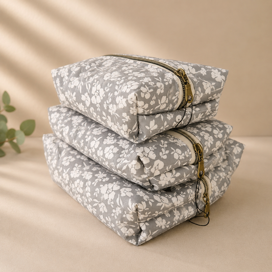 Trousse - Fleurs sur sauge