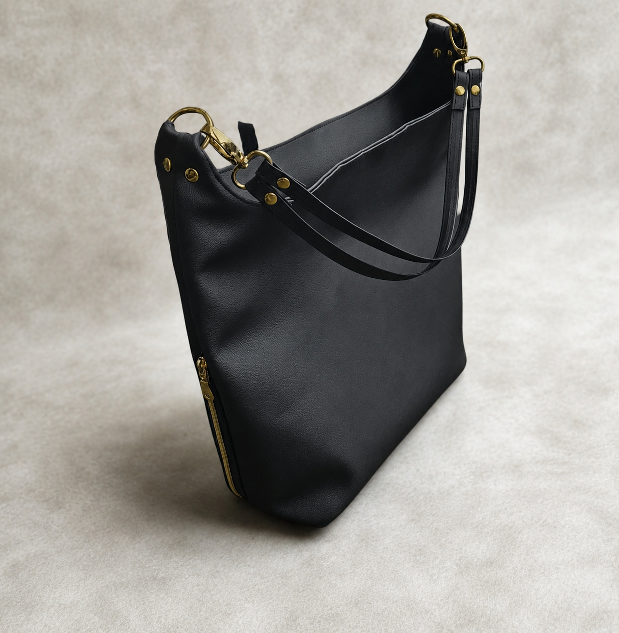 Nouveau modèle - Alopex - Noir et léopard