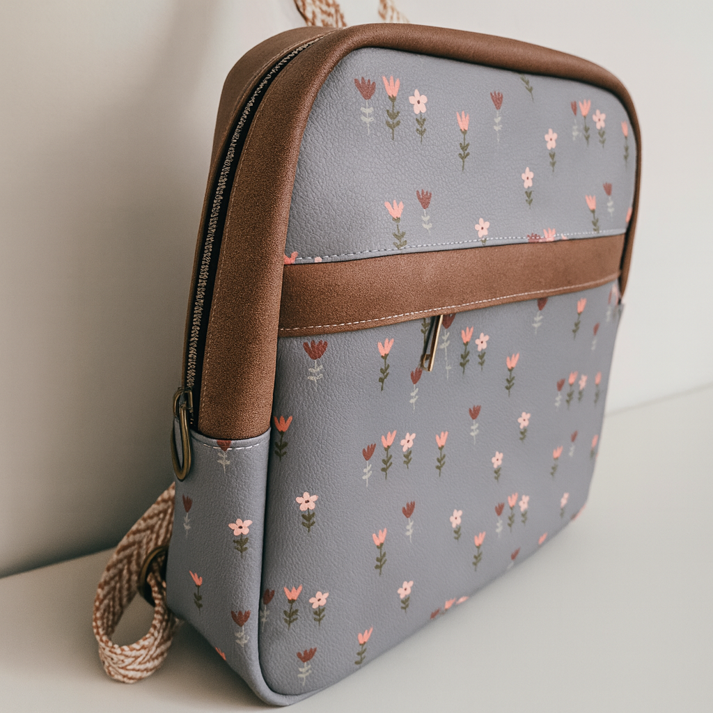 Sac à dos - Modèle Athéna 2.0 - Fleurs sur sauge